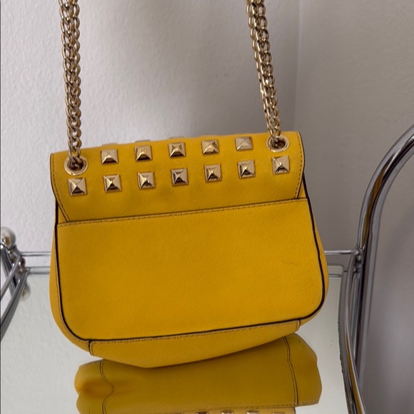Michael Kors Yellow Crossbody Bag with Studded Details - Picture 4 of 5
